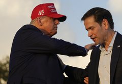 Verificamos el evento de campaña de Donald Trump con Marco Rubio, pero sin Ron DeSantis